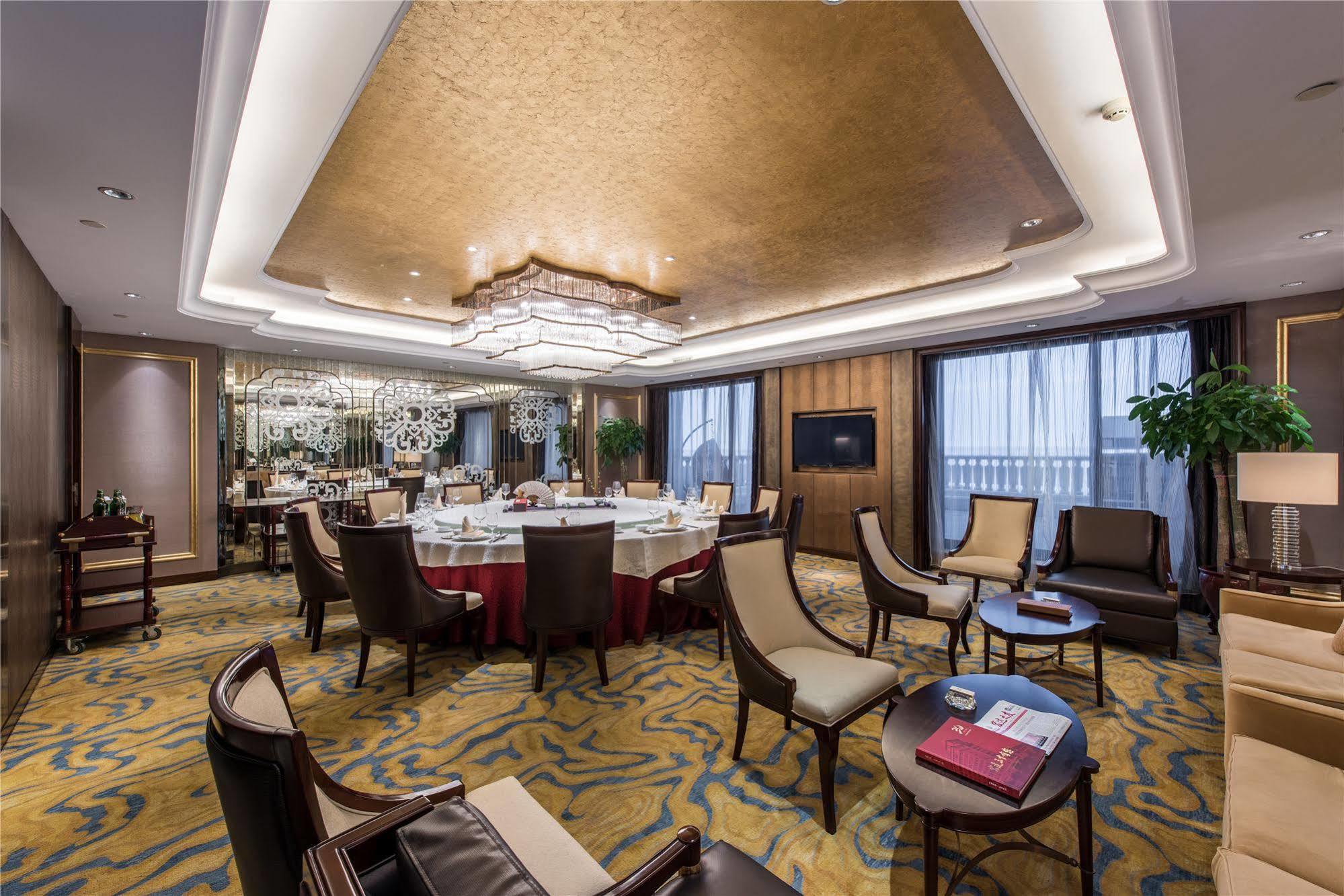 Haining Grand Palace Resort Цзясин Экстерьер фото